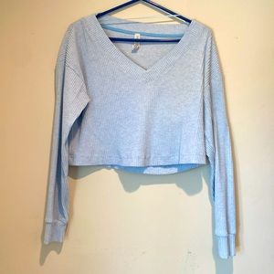 Alo yoga muse v neck pullover light blue